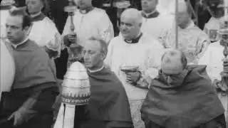 Solemn Papal Mass – Entrance Procession