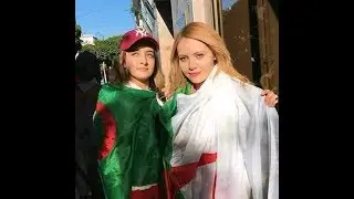 اروع الصور التي صنعتها المرأة الجزائرية في مظاهرات 8 مارس # من اجلك عشنا ياوطني