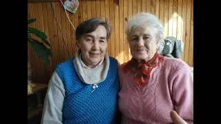 Grandmothers sing Russian folk songs