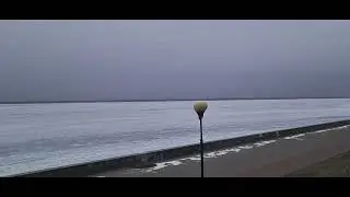 13 декабря .2023г. Волга покрылась льдом . Камышин
