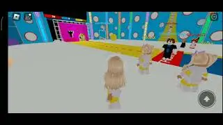 играю в дыра в стене и выигрываю и проигрываю.