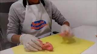 Come colorare la pasta di zucchero