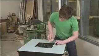 Wood Routers : How to Use a Wood Router's Depth Adjustment