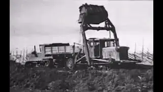 ДТ- 54 трактор. На торфоразработке. ПБ-35. Д-159Б. (1959).