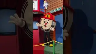 Happy Labor Day from Hector the Smoke Detector at the NY State Fair!