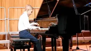 2. У.Гиллок «Арабеска». Исп. Белокуров Иван (класс преп. Поповой С.М.)