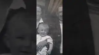 Мои прапрадед и прапрабабушка с дедушкой на руках. Костромская обл. 1931 год. // Лапти и самолёты.
