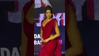 Nora Fatehi Stuns in a Red Saree! 