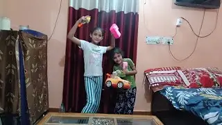 बच्चों के साथ बोतल खड़ी करने का खेल | Bottle Challenge | Kids Playing Game  | Indoor Playing Game