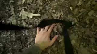 Мужик задушил девушку
