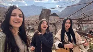 Trio Mandili - Silaghev gulisa (Brightness of the heart)