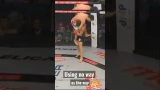 How to catch kickboxing kick in real fight  #mma #muaythai ##glorykickboxing #muaythaitechnique