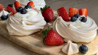 Mini Pavlova