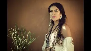 Canción LatinoAmérica de René Pérez y Eduardo Cabra Interpretada por Lila Downs