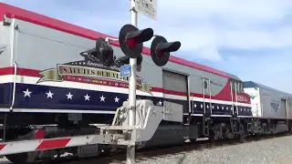 *RARE DOUBLE F40PH LEADER* Amtrak 1761 with NPCUs Pass By Two Railroad Crossings
