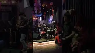 𝗧𝗵𝗶𝗻𝗸𝘇 𝗳𝘁. 𝘁𝘄𝗶𝗻𝘀 𝗯𝗿𝗼𝘀【月半小夜曲】