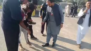 Islamabad Police physical Test main aey jawan ki halat kharab hogei | Salute to Islamabad police