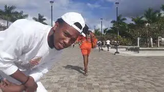 Kiss Kiss bloopers