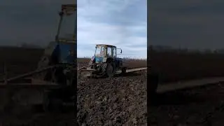 ЮМЗ 6 ,вспашка