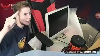 Тик Так разбил свой комп прямо на стриме!!! Это жесть!!!
