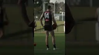 What to athletes talk about? 🗣️🎙️ #athletes #practice #afl #collingwood #talking