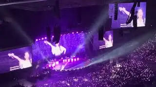 IU singing Pasilyo  (ikaw at ikaw )💜💜 #iu  #hereh #pasilyo
