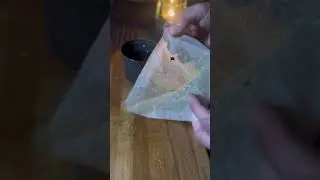 Лучший трут для разведения огня - Вощеная бумага.