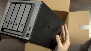 Unboxing Synology DiskStation DS 920+