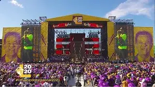 Mark  B en el Estadio Olímpico, Leonel Fernandez, 2 millones y contando