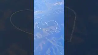Share this heart in the sky with someone you like ✨😊