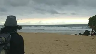 Keindahan Pantai Ngrumput 