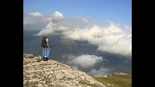 Прогулка над облаками.С рюкзаком по Крыму. Музыка Сергея Мельникова. 2004 год