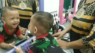 CUKUR RAMBUT ANAK (harus extra sabar hrmm)