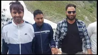 Phalgam Chain Stroll with Friends