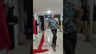 Алый шарф