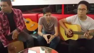 Eleena Harris - Terlalu Rindu (versi lelaki) cover by Snapshot