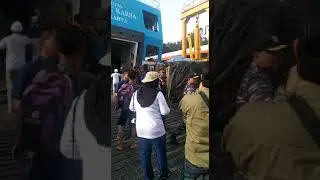 Odol pun Tergeletak saat hendak ingin menaiki kapal
