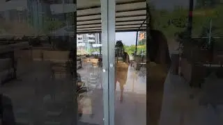 Русскоязычное кафе в районе Тедже, Мерсин