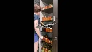 Зачем столько закуски? Юмор.