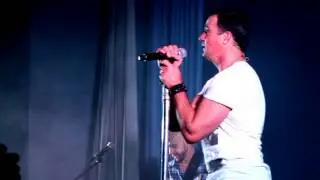 Shannon Noll Singing Happy Birthday To Carolyn Binning @ Parramatta
