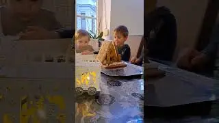 🌲 Сконструировали рождественский домик