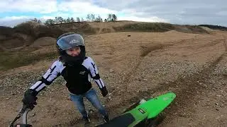 учим жену мотокроссу