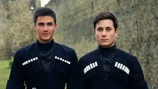 Евгений Дятлов  --  Махинджи вар  --   Я безобразен