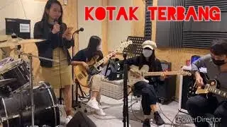 #Terbang#kotak#  KOTAK TERBANG COVER DETTY