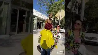 необычная статуя #Shorts