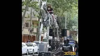 El caballo de hierro - returns to ride through the streets of Barcelona