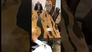 Стол всех удивил!