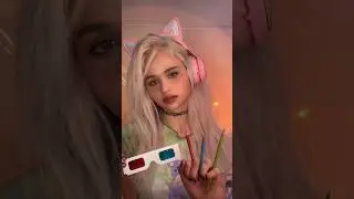 drawing what it REALLY FEELS LIKE to be a CELEBRITY 😓… | JULIA GISELLA