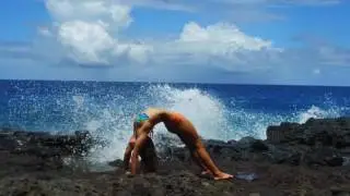 Yoga in Hawaii | StyleBlazer