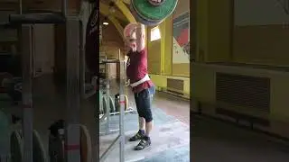 Толчок со стоек 223 кг. 